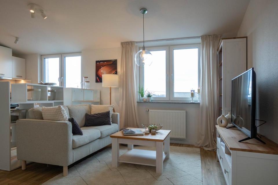 Thumbnail-Vollmöblierte 2-Zimmer-DG Wohnung mit Stellplatz (Illingen)