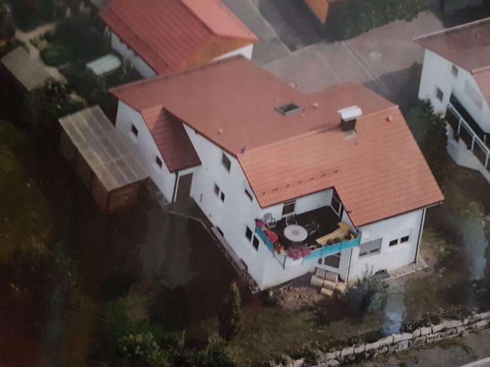 Thumbnail-freistehendes Einfamilienhaus