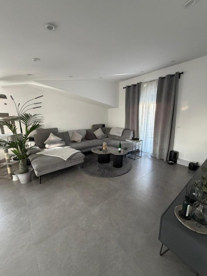 Thumbnail-Traumhaftes Penthouse – großzügig, lichtdurchflutet, mit sonniger Dachterrasse