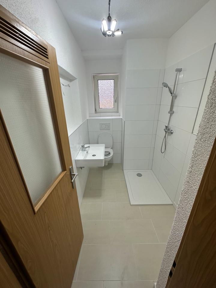 Thumbnail-2ZKB Frisch renovierte Wohnung zu vermieten In Rastpfuhl