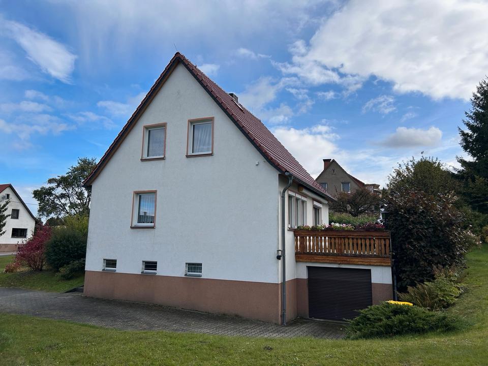 Thumbnail-Einfamilienhaus in bester Wohnlage mit großem Grundstück