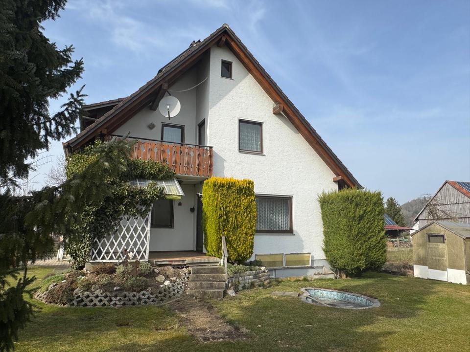 Thumbnail-Ländliche Idylle: Wohnhaus mit großem Grundstück