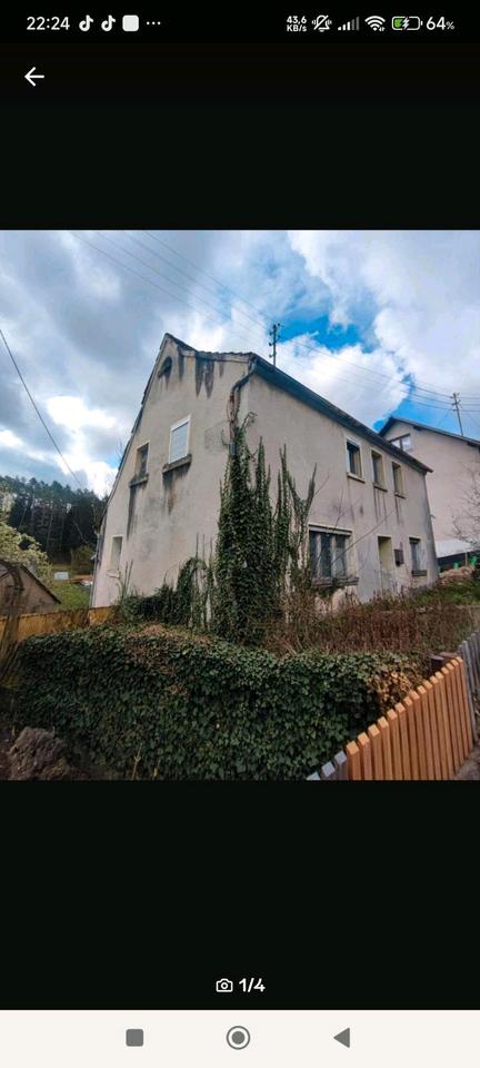Thumbnail-Kleines Grundstück (299m²) mit abrissreifem Haus in Pottenstein.