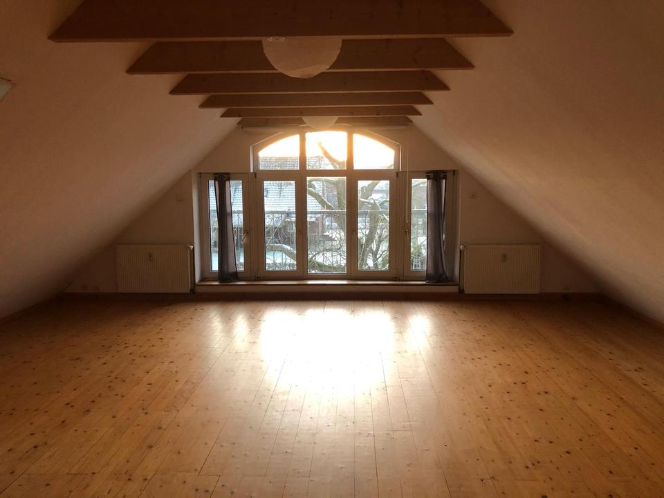 Thumbnail-Ab Dezember 2025 Wohnung im Dachgeschoss zu vermieten