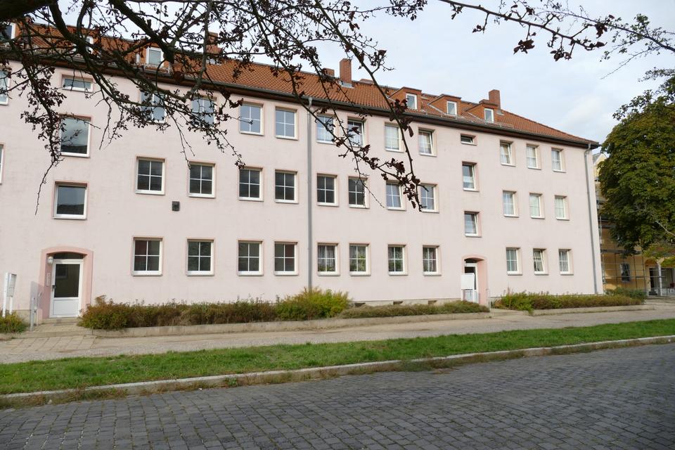Thumbnail-Gemütliche 3-Raum-Wohnung für Familien in beliebter Siedlungslage – Siedlungsstraße 23b in Naumburg