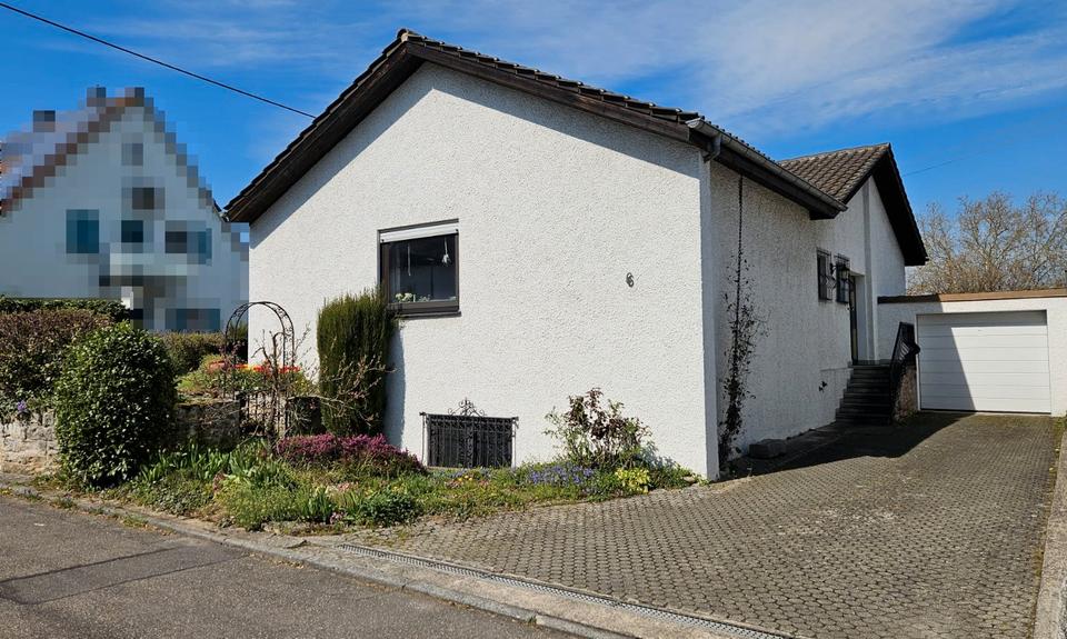 Thumbnail-Einfamilienhaus mit 5 Zimmern und großzügigem Garten