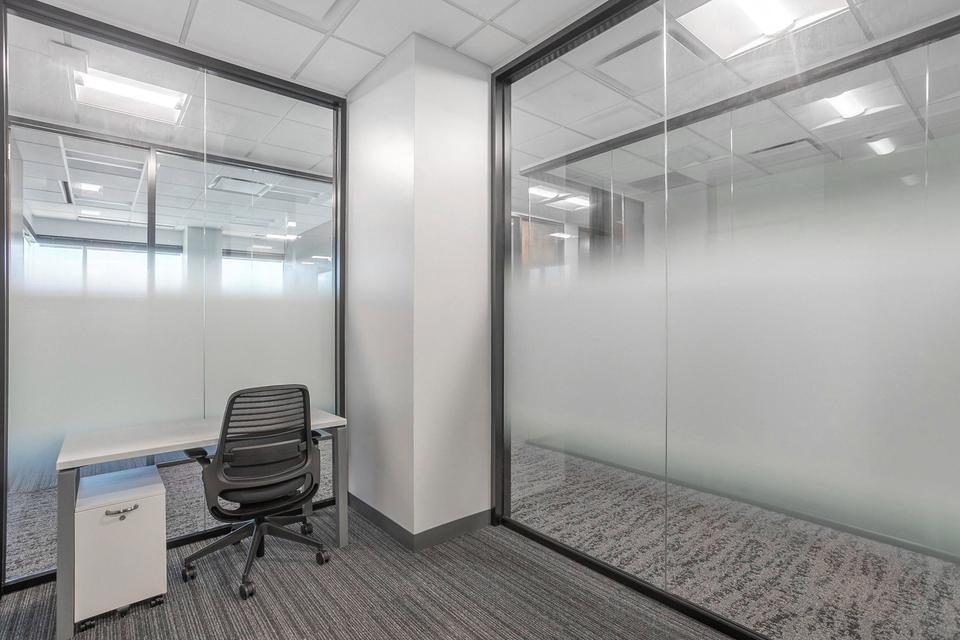 Thumbnail-Unbegrenzter Bürozugang zu unseren Öffnungszeiten in Design Offices Eberhardhöfe