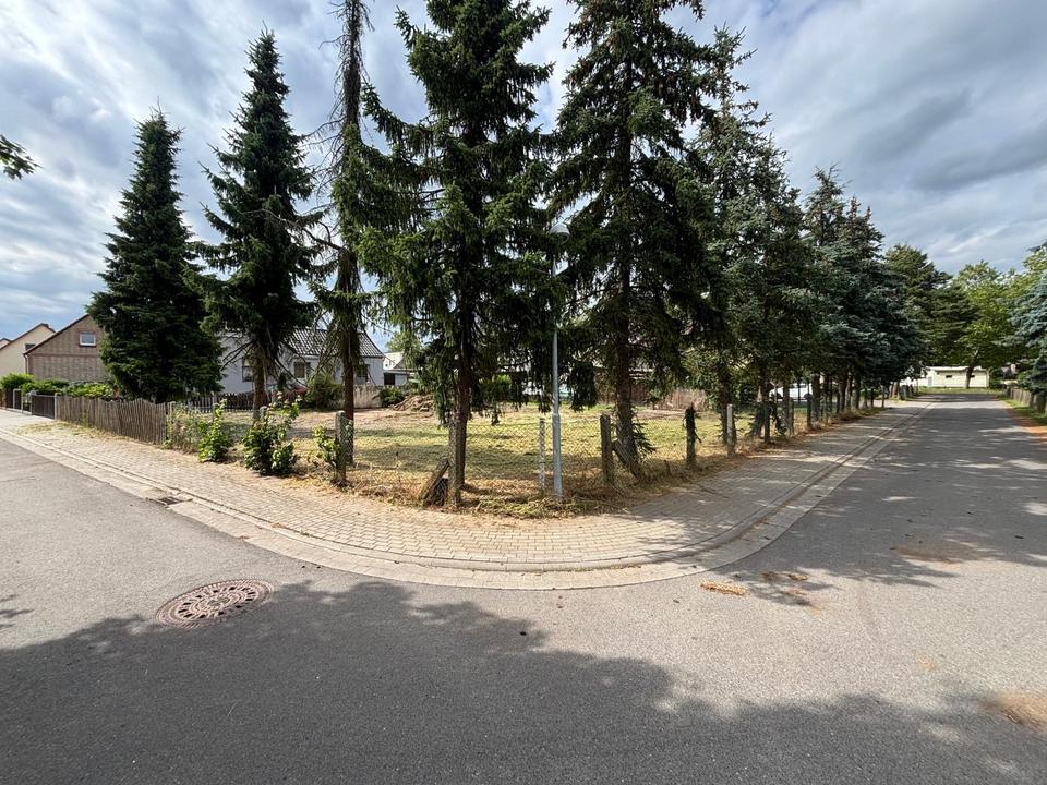 Thumbnail-Baugrundstück Salzwedel Stadt 500qm Anliegerstrasse erschlossen