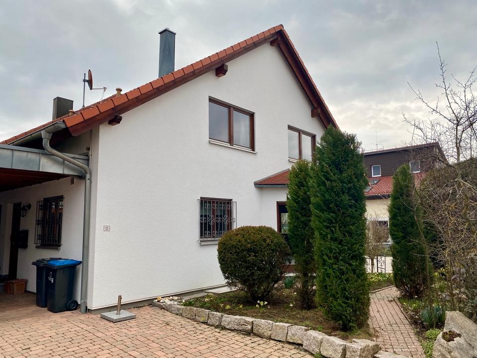 Thumbnail-5 Zimmer Doppelhaushälfte mit Carport