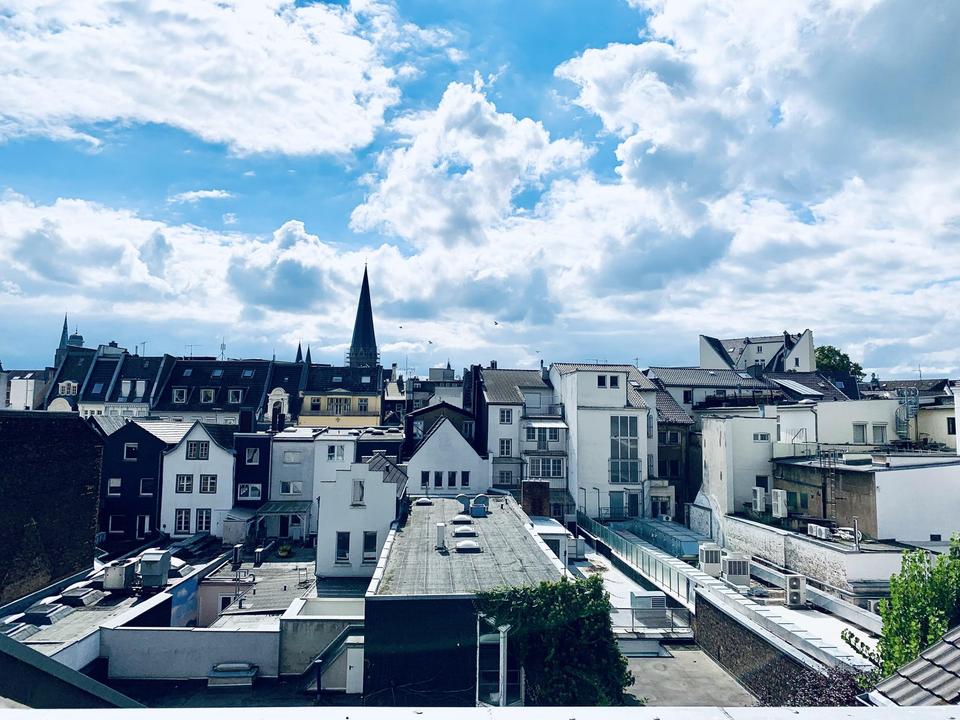 Thumbnail-Bonn-Zentrum: 2-Zimmer-Wohnung mit Dachterrasse & Panoramablick – möbliert, 1A-Lage