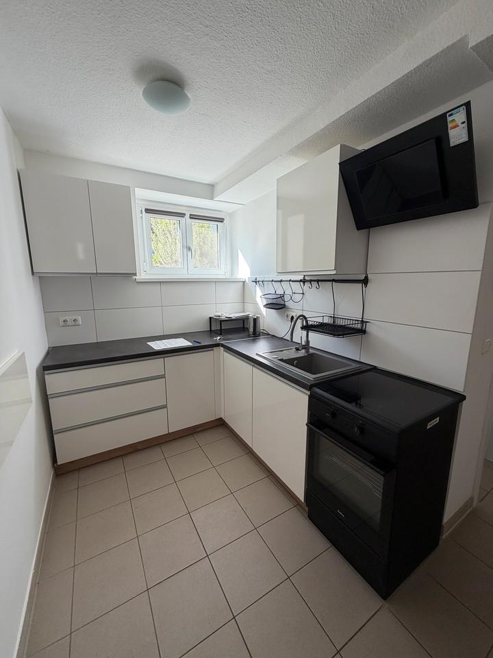 Thumbnail-3-Raum Wohnung in Dresden Radeberger Vorstadt mit Einbauküche