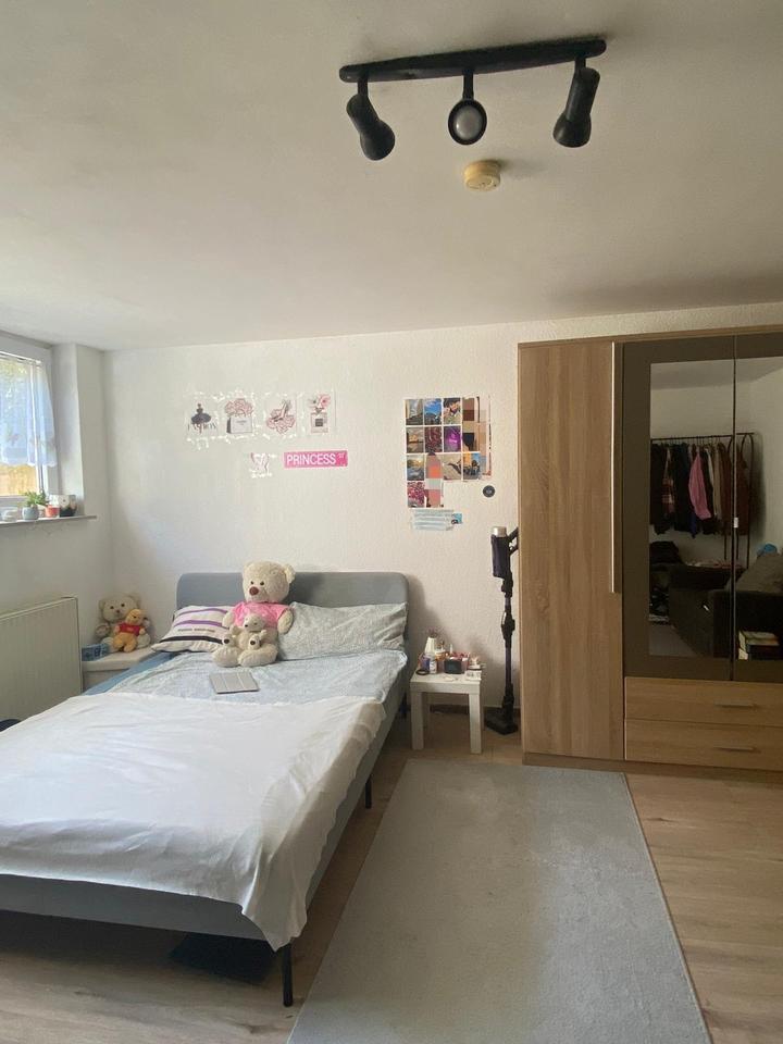 Thumbnail-1-Zimmer-Wohnung, Souterrain, Präferiert StudentenAzubis