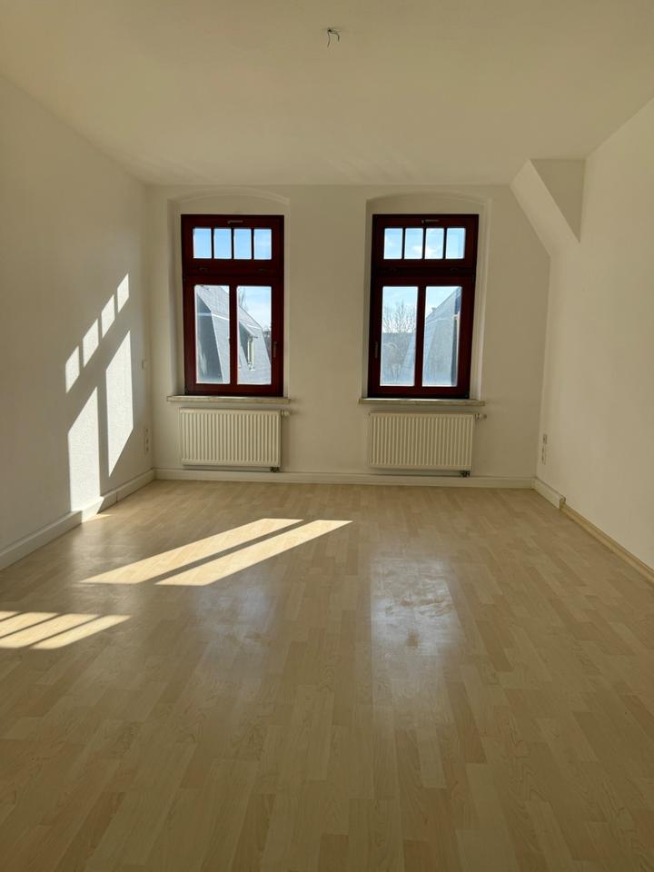 Thumbnail-Charmante, helle 2-Raumwohnung mit EBK und Kfz-Stellplatz