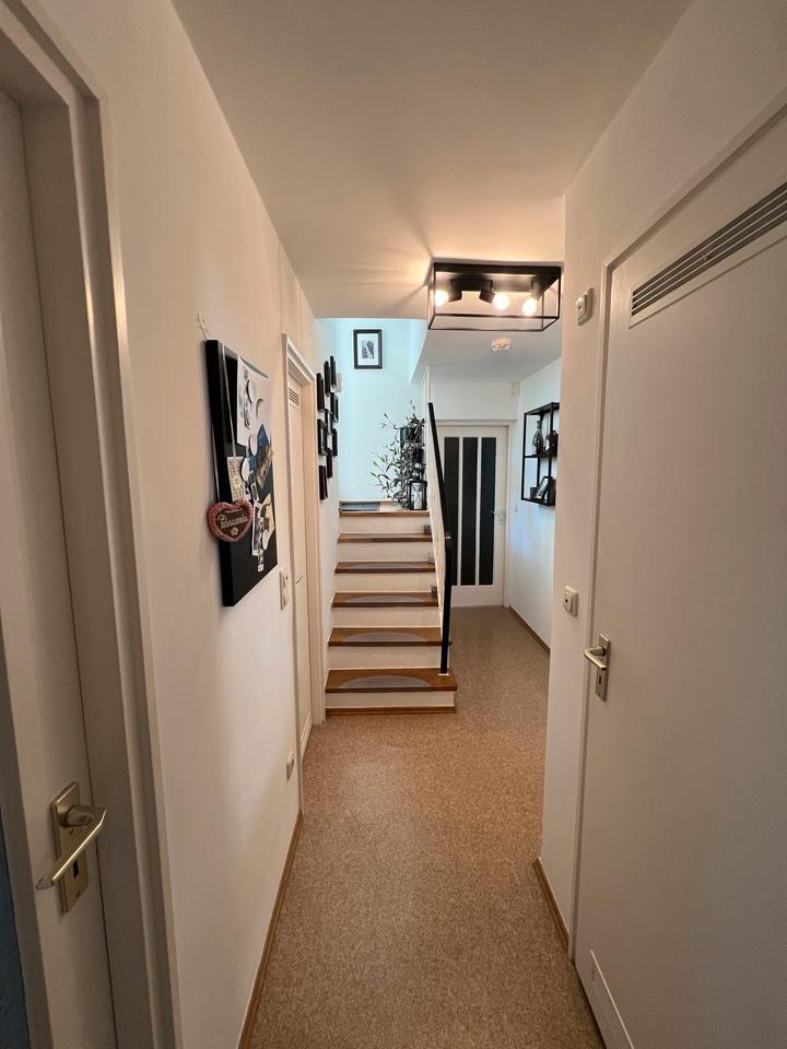 Thumbnail-Möblierte 2 12 Zimmer Wohnung in Neuhausen