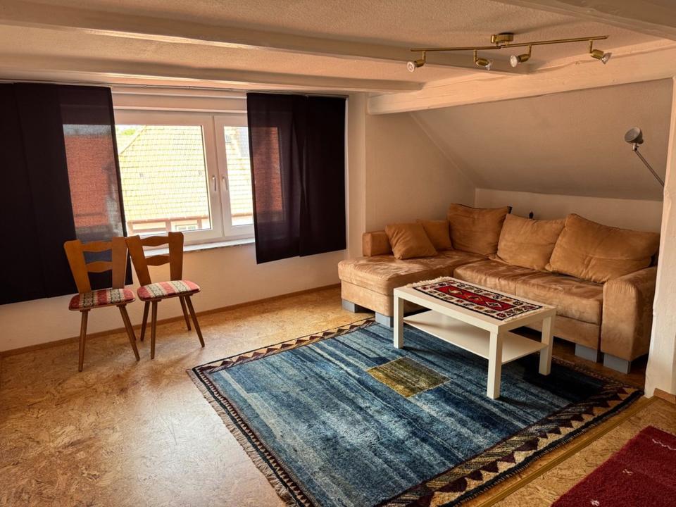 Thumbnail-...kurzfristig freiwerdend... kleine gemütliche 3 Zimmer-Dachgeschosswohnung im Altdorf von Grone