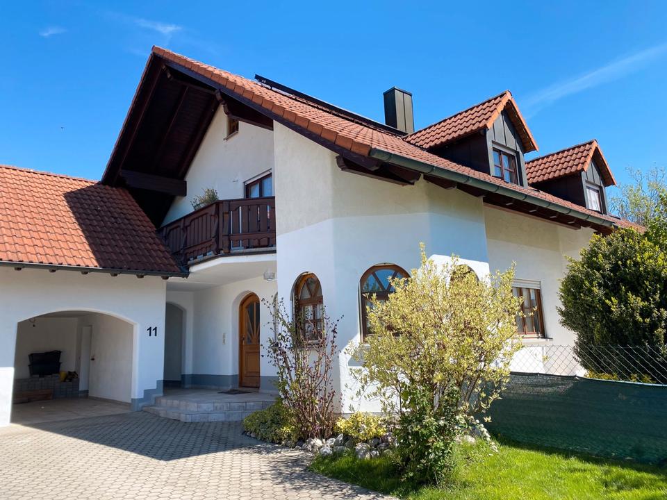 Thumbnail-Miete Einfamillienhaus 181,39qm inkl. Garten & Doppelgarage