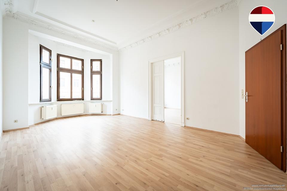 Thumbnail-Besonderes Wohngefühl auf 124 m² - Traumhafte 5-Zimmer-Altbauwohnung mit kreativem Highlight