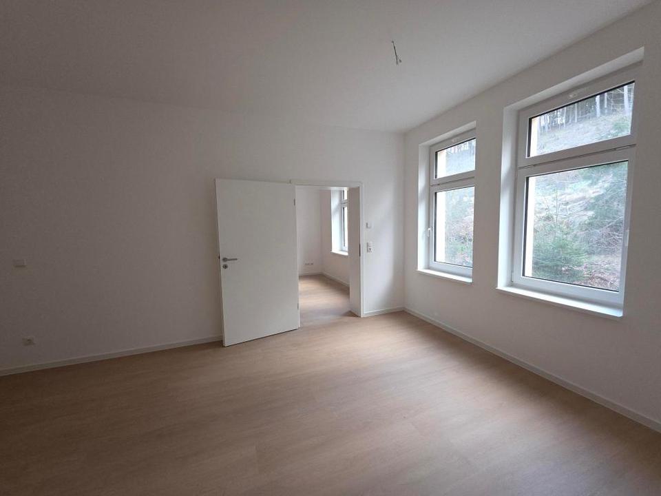 Thumbnail-Moderne 2-Raumwohnung mit Balkon im sanierten Wohnhaus in Elgersburg (Whg.05)