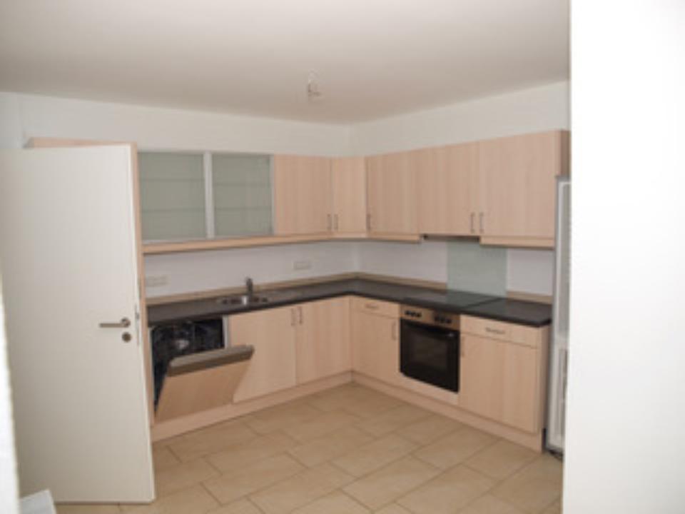 Thumbnail-2 Zi. EG Wohnung m. Terrasse * 01.07.2026 o. früher * v. Privat