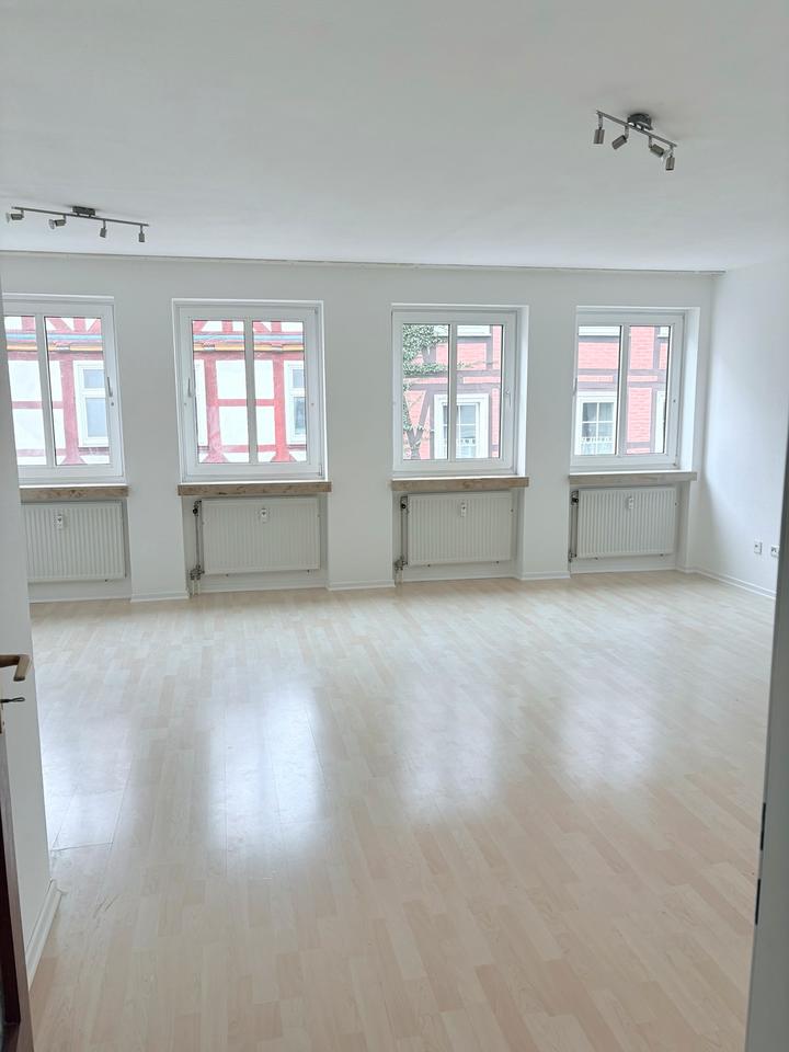 Thumbnail-Helle, charmante 3-Zimmer-Wohnung in Hofgeismar