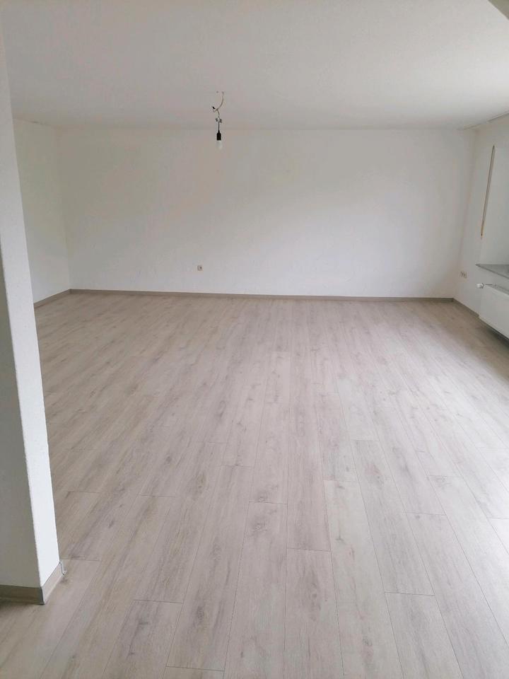 Thumbnail-+++ Zum Einzug bereit! Schöne 3-Zimmerwohnung