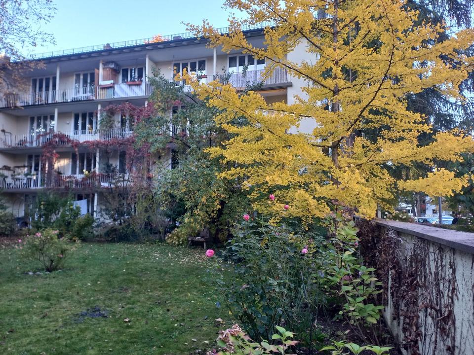 Thumbnail-Ruhige 3,5-Zi. EG-Wohnung mit Terrasse in Parkstadt Bogenhausen