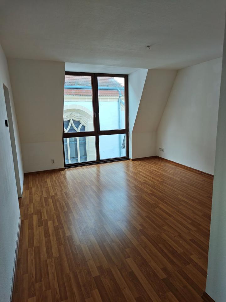 Thumbnail-Schöne 3-Raum-Wohnung im Stadtzentrum – Einzug sofort möglich