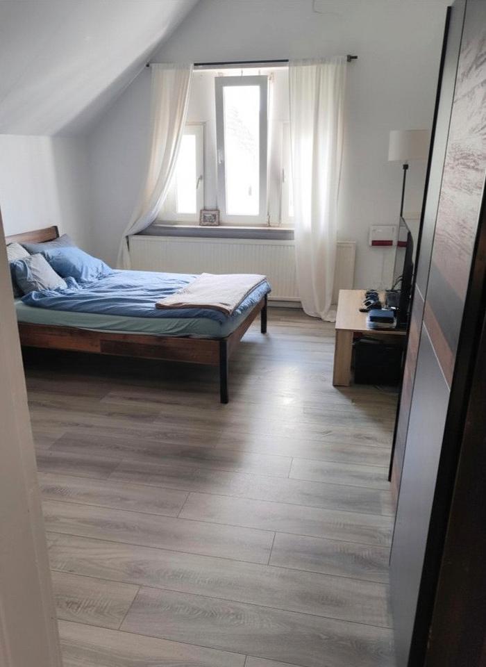 Thumbnail-Gemütliches Wohnen in Stadtnähe - 3 ZKB Wohnung kurzfristig frei!