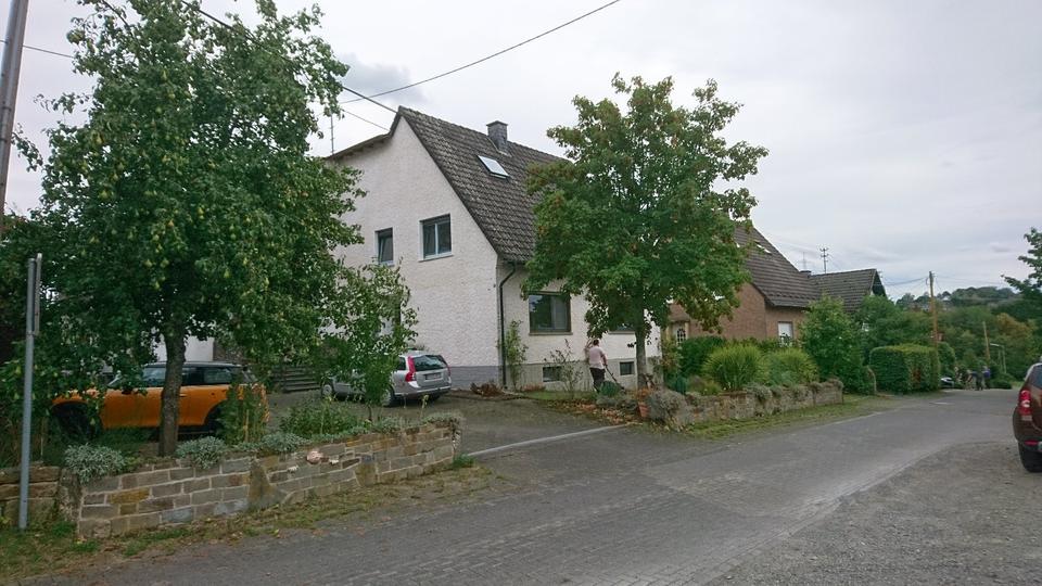 Thumbnail-Schöne helle 5 Zimmer Wohnung in ruhiger Lage