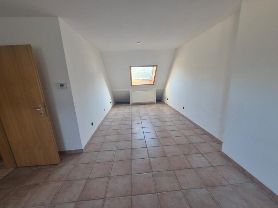 Thumbnail-Gemütliche 2-Zimmer-Dachgeschosswohnung in Herne