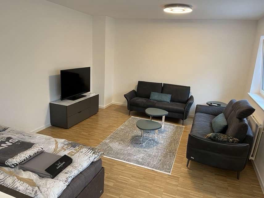 Thumbnail-Moderne, möbelierte ein-Zimmer-Wohnung mit Terrasse in Leverkusen