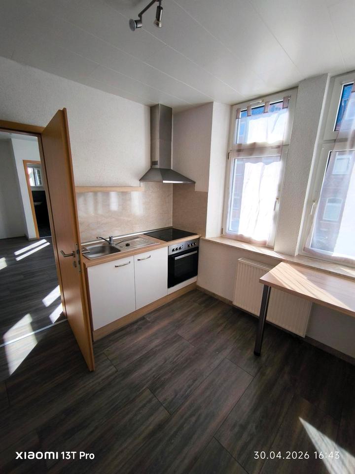 Thumbnail-Helle 2-Raum Wohnung mit Einbauküche im ersten Stock .