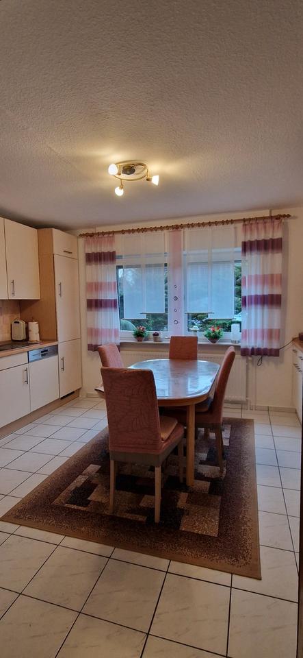 Thumbnail-Großzügige EG-Wohnung mit Terrasse und Garage zentral am Obenende