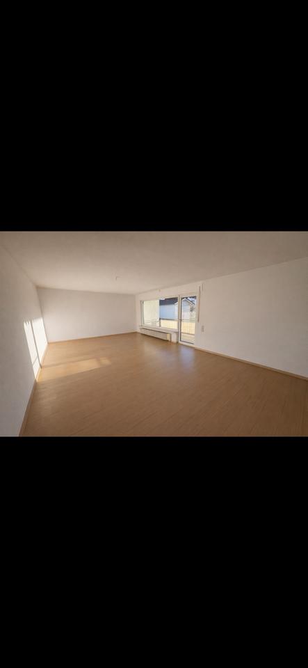 Thumbnail-Großzügige 5-Zimmer-Wohnung im 1.OG mit 114 m² ab 01.05.2026