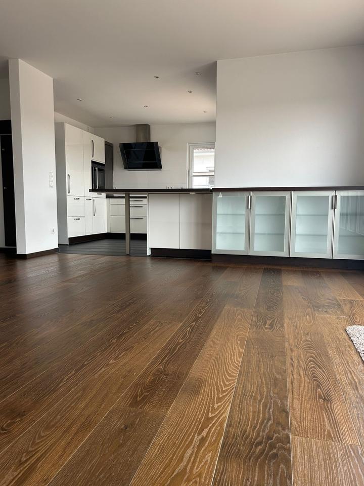 Thumbnail-Lichtdurchflutete 4,5 Zimmer Penthouse-Wohnung mit 360°-Balkon