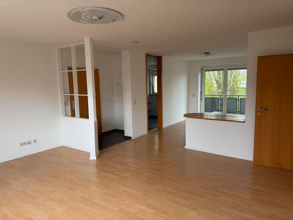 Thumbnail-3,5 Zimmer Wohnung mit Balkon in Remseck am Neckar Pattonville