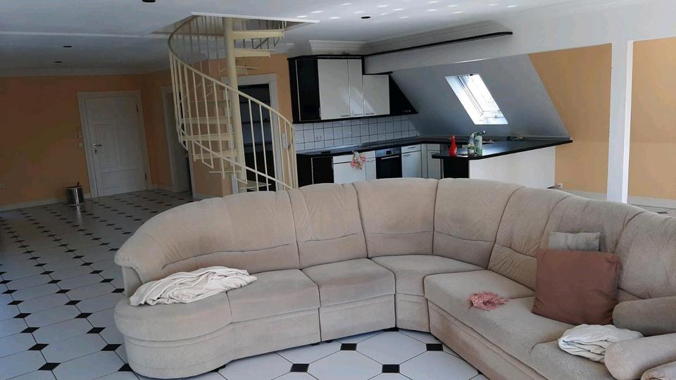 Thumbnail-Großzügige 2-Zimmermaisonettewohnung