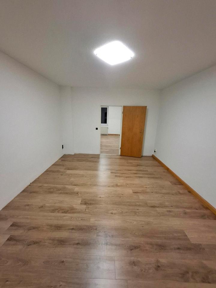 Thumbnail-Helle 2 Zimmerwohnung, DG, 54 m², 400€ Kaltmiete + NK, Freiheitst