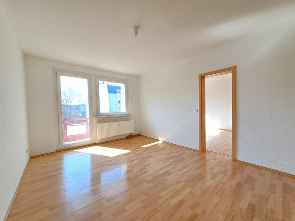 Thumbnail-Helle 2-Zimmer-Wohnung mit Sonnenbalkon direkt am Zentrum
