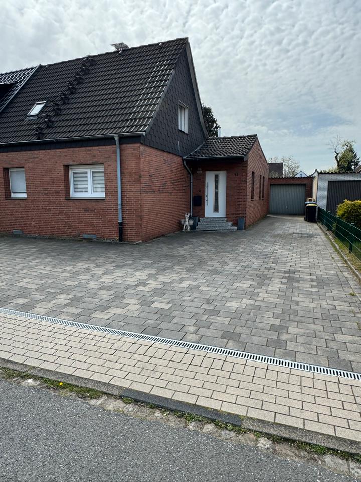 Thumbnail-Modernisiertes DHH mit Wintergarten, großem Garten