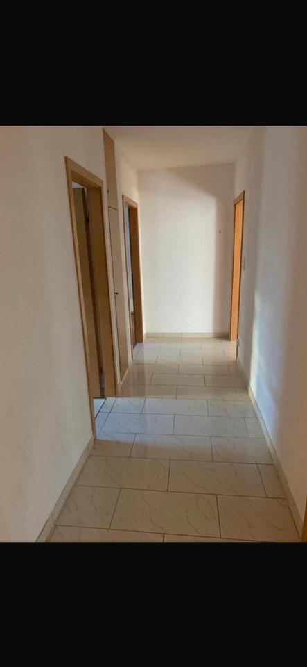 Thumbnail-3 Zimmer-Erdgeschosswohnung 75qm, Keller, Balkon, nähe Flößerpark