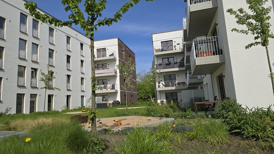 Thumbnail-Keine Anrufe + Anfragen nur schriftlich + Dachterrasse + Borchert 2 Whg. 09.41