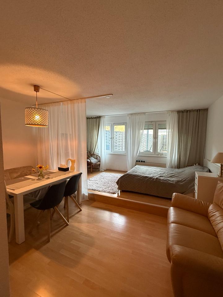 Thumbnail-Einzimmerwohnung Kurzaufenthalt Messe Köln