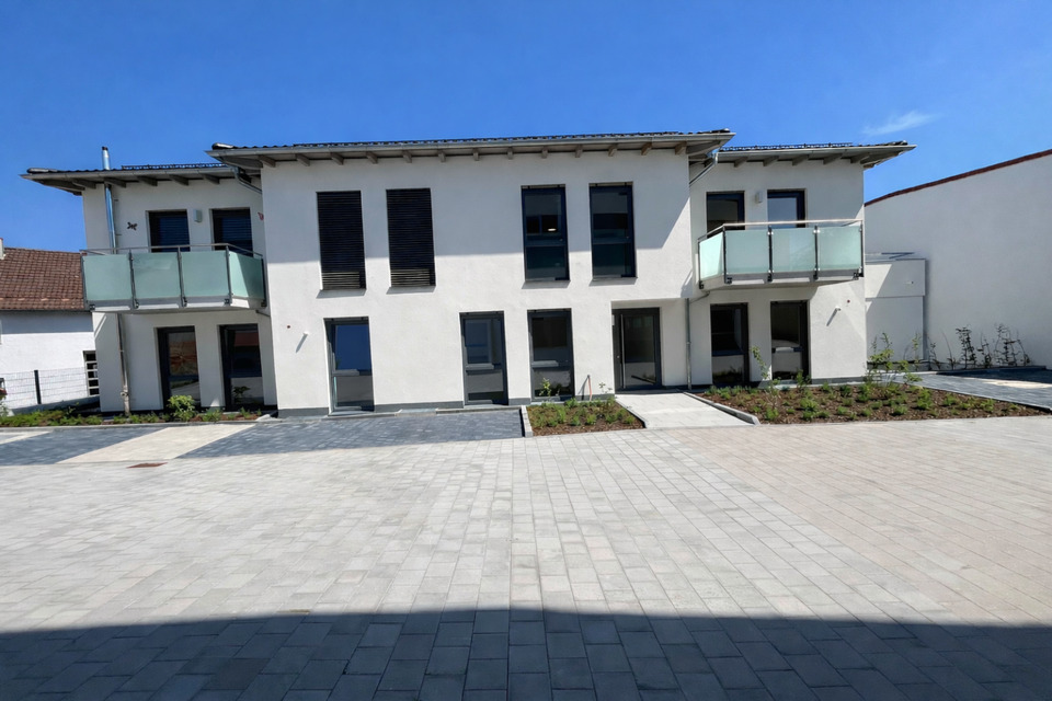 Thumbnail-2-Zimmer Neubauwohnung mit Balkon & Terrasse in zentraler Lage am Marktplatz in Stamsried (Ruhige Rückseite)