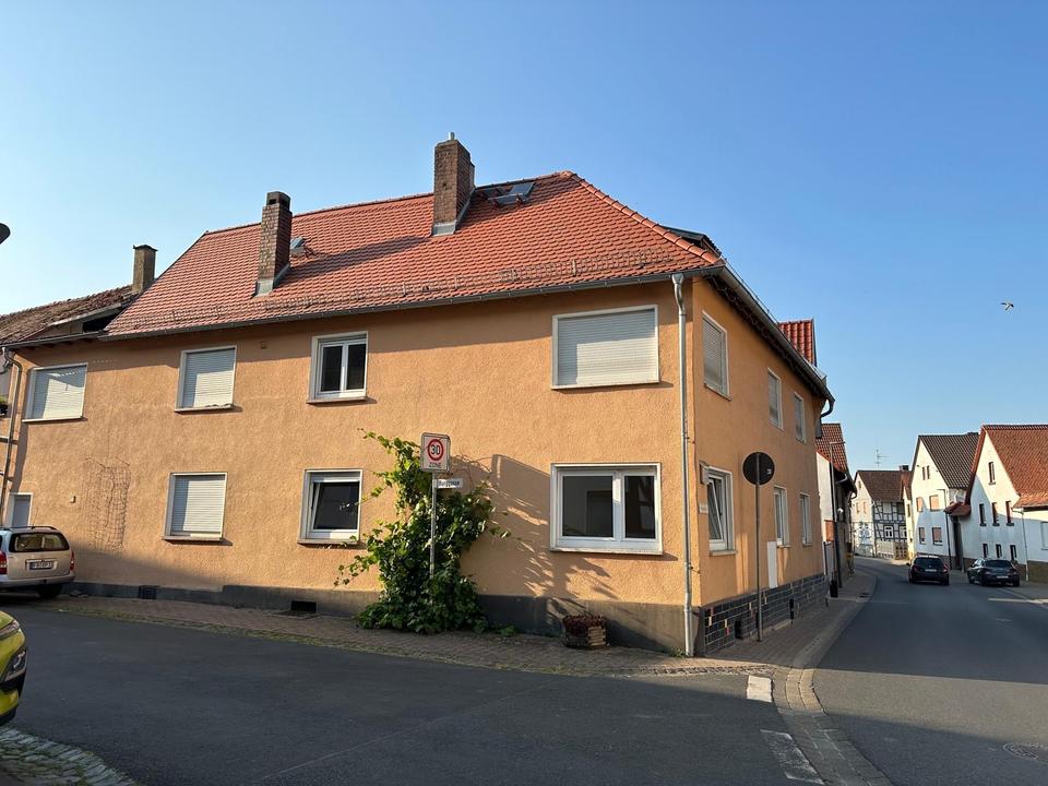 Thumbnail-Frisch renovierte 6- Zimmer Wohnung