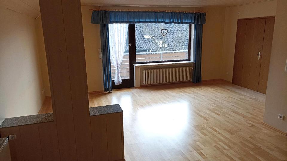 Thumbnail-3 ZKB Dachgeschoss, Balkon, Einbauküche, Gäste WC
