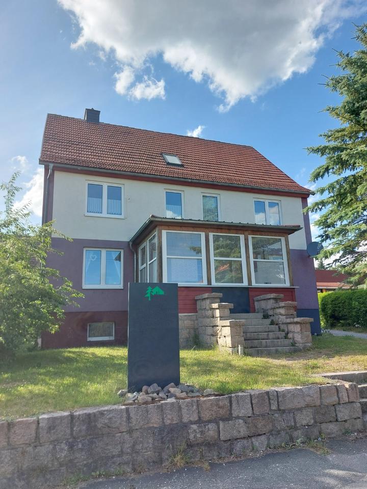 Thumbnail-Einfamilienhaus in Elend