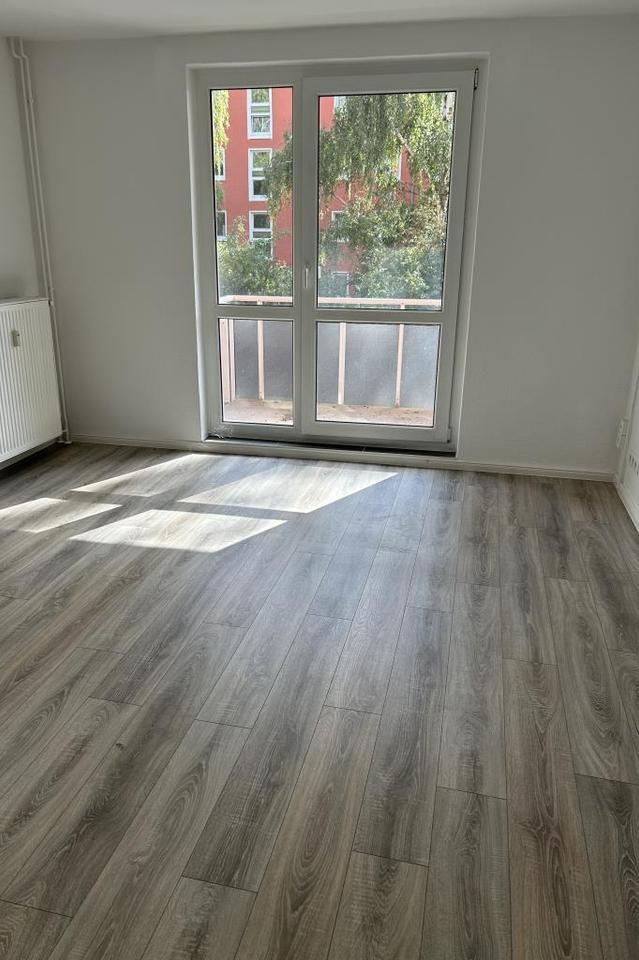 Thumbnail-Mit Balkon und Dusche!