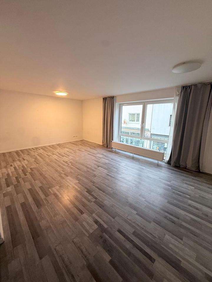 Thumbnail-2-Zimmer Innenstadt 70 m2 1.OG