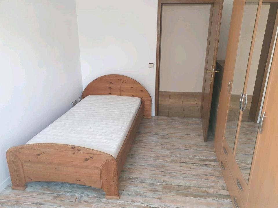 Thumbnail-WG Zimmer ca.14qm für 550 Euro Warmmiete absofort